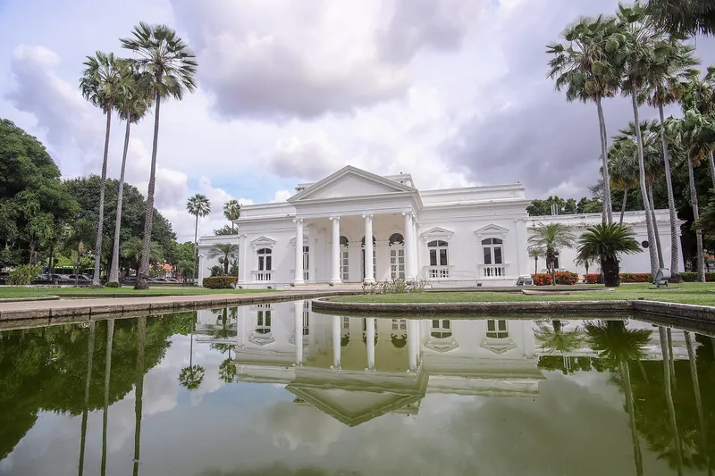 Palácio de Karnak, sede do governo do Piauí, em Teresina